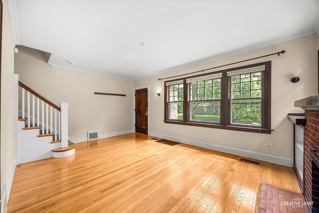 44 N Spring Avenue, La Grange, IL 60525