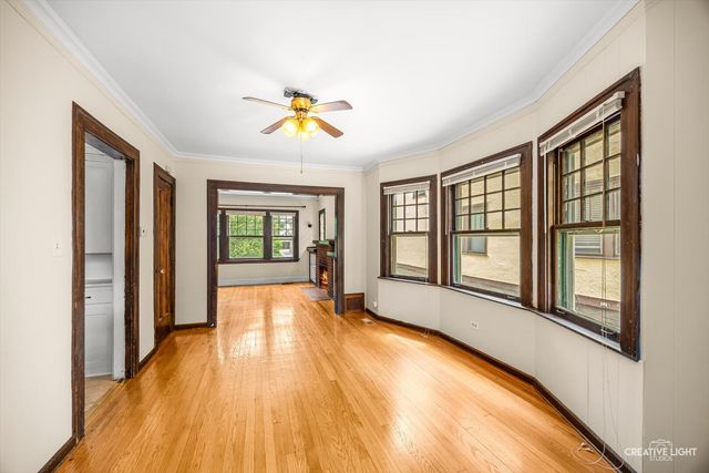 44 N Spring Avenue, La Grange, IL 60525