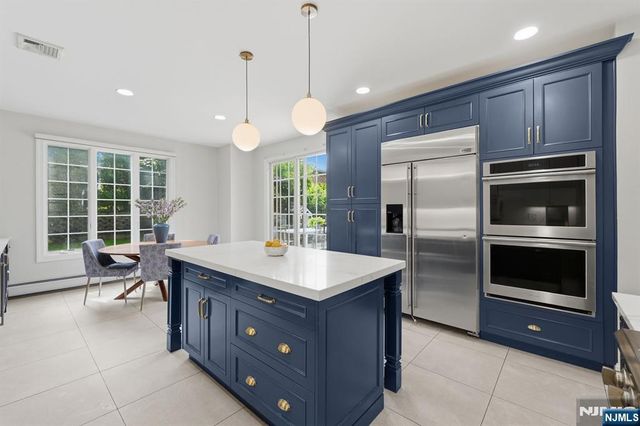 70 Mcelroy Avenue, Fort Lee, NJ 07024