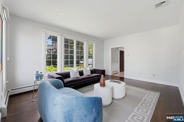 70 Mcelroy Avenue, Fort Lee, NJ 07024