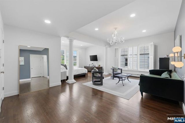 70 Mcelroy Avenue, Fort Lee, NJ 07024