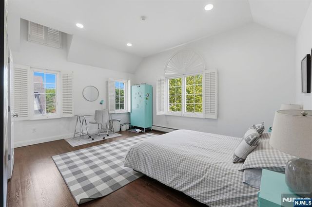 70 Mcelroy Avenue, Fort Lee, NJ 07024