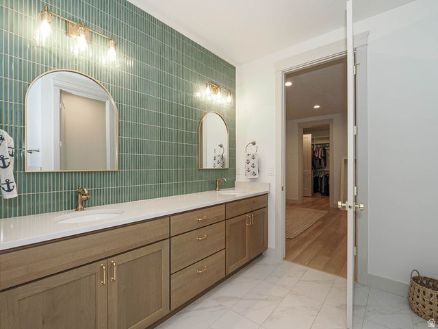 6543 W LAKE AVE, South Jordan, UT 84009