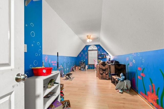 1205 SE 12th Circle, Lee's Summit, MO 64081
