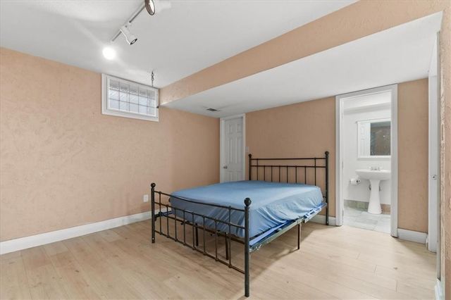 1205 SE 12th Circle, Lee's Summit, MO 64081