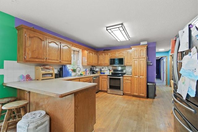 1205 SE 12th Circle, Lee's Summit, MO 64081