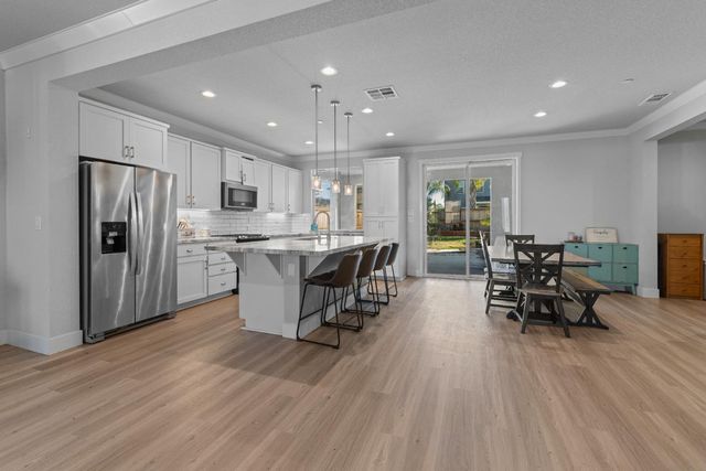 4701 Jubilee Ct, Roseville, CA 95747