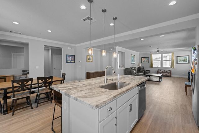 4701 Jubilee Ct, Roseville, CA 95747