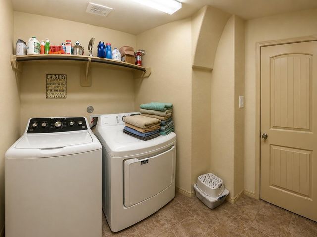 2308 Siegen Drive, Conroe, TX 77304