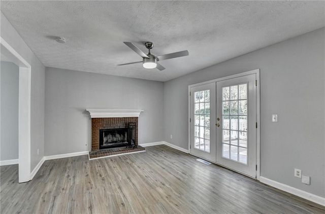 415 Ridgedale Way, Lawrenceville, GA 30044