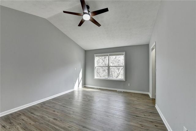 415 Ridgedale Way, Lawrenceville, GA 30044