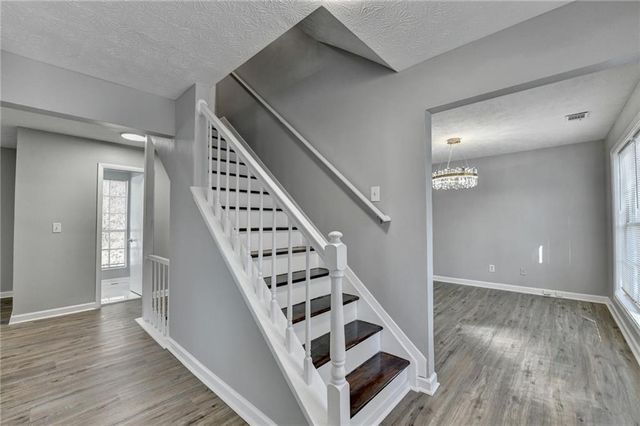 415 Ridgedale Way, Lawrenceville, GA 30044