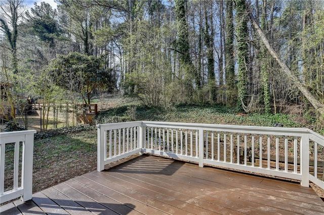 415 Ridgedale Way, Lawrenceville, GA 30044