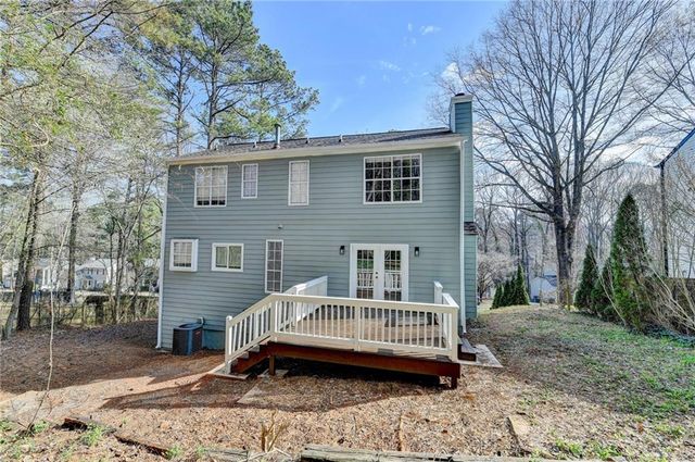 415 Ridgedale Way, Lawrenceville, GA 30044