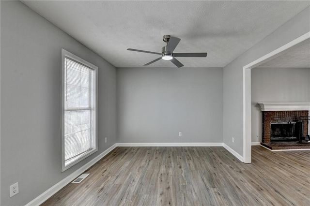 415 Ridgedale Way, Lawrenceville, GA 30044