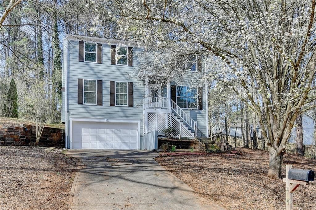 415 Ridgedale Way, Lawrenceville, GA 30044