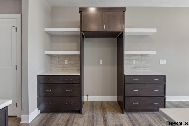 21109 Jessie Avenue, Elkhorn, NE 68022