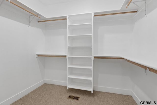 21109 Jessie Avenue, Elkhorn, NE 68022