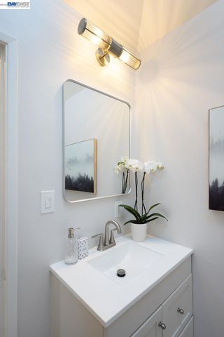 261 Julius St, San Leandro, CA 94577