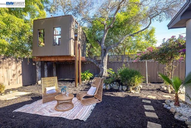 261 Julius St, San Leandro, CA 94577