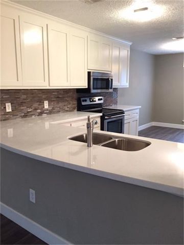 29022 Cherrywood Lane, Shenandoah, TX 77381