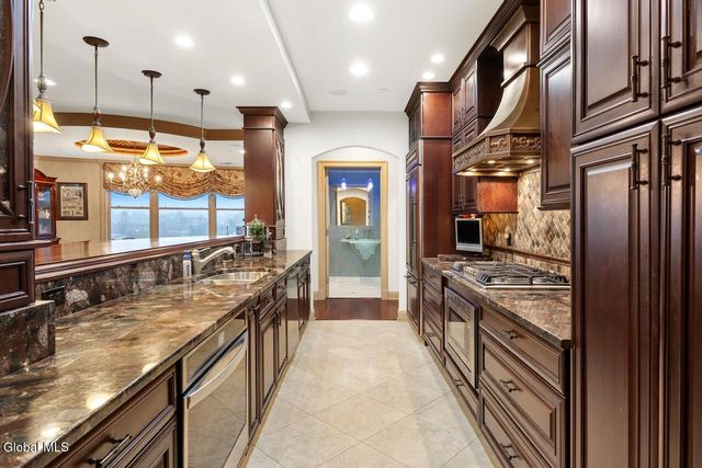 70 Railroad Place 411, Saratoga Springs, Inside, NY 12866