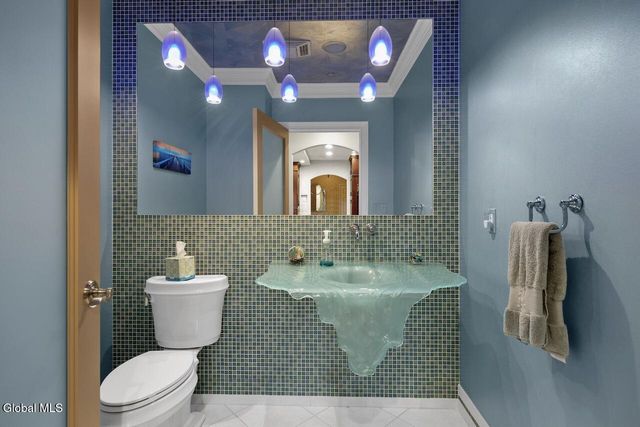 70 Railroad Place 411, Saratoga Springs, Inside, NY 12866