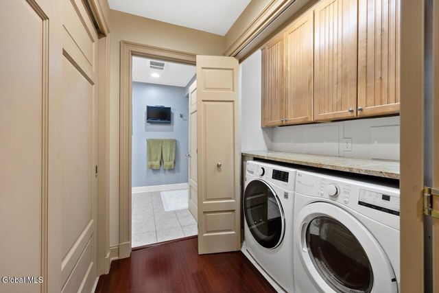 70 Railroad Place 411, Saratoga Springs, Inside, NY 12866