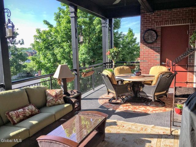 70 Railroad Place 411, Saratoga Springs, Inside, NY 12866