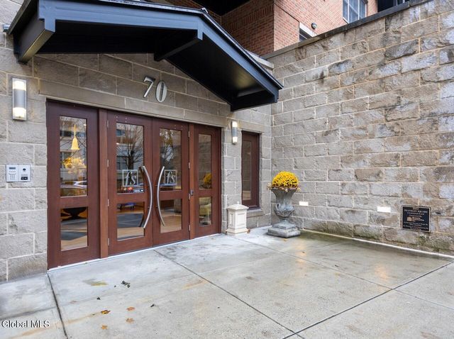 70 Railroad Place 411, Saratoga Springs, Inside, NY 12866