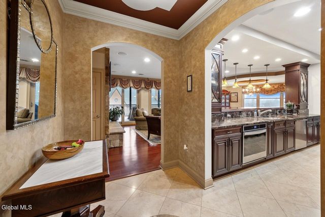 70 Railroad Place 411, Saratoga Springs, Inside, NY 12866