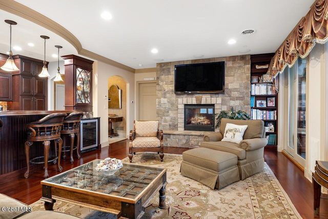 70 Railroad Place 411, Saratoga Springs, Inside, NY 12866