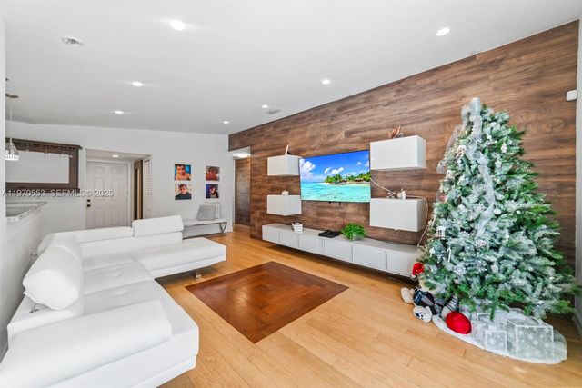 13000 SW 260th Ter, Homestead, FL 33032