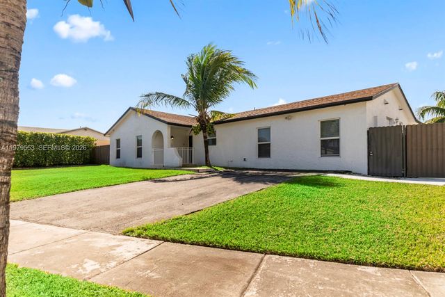 13000 SW 260th Ter, Homestead, FL 33032