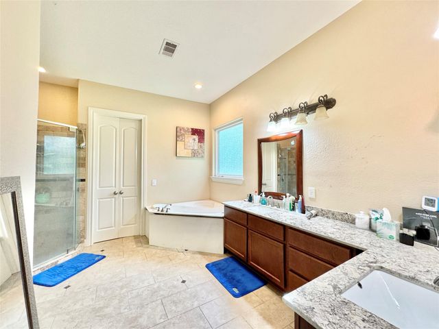 5318 Handbrook Drive, Houston, TX 77069