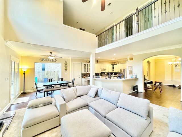 5318 Handbrook Drive, Houston, TX 77069