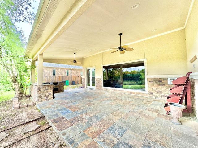 5318 Handbrook Drive, Houston, TX 77069