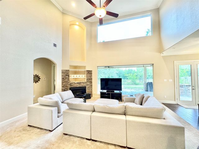 5318 Handbrook Drive, Houston, TX 77069