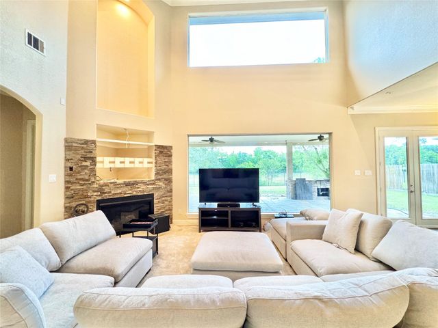 5318 Handbrook Drive, Houston, TX 77069