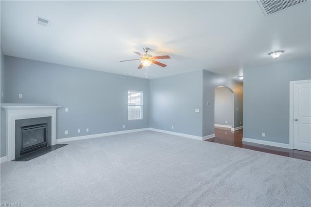 4754 Abbey Park Road, Kernersville, NC 27284