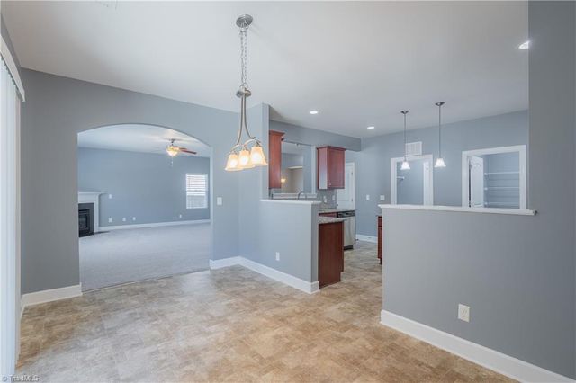 4754 Abbey Park Road, Kernersville, NC 27284