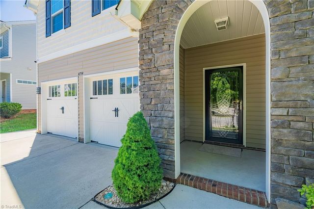 4754 Abbey Park Road, Kernersville, NC 27284