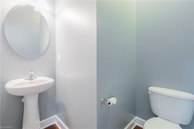 4754 Abbey Park Road, Kernersville, NC 27284