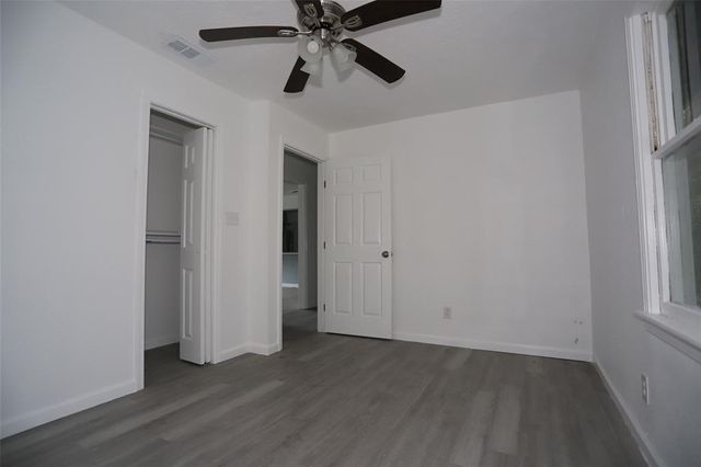 345 Byrd Street, Vidor, TX 77662