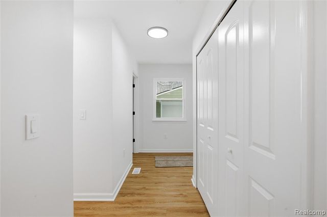 38047 Wabash Street, Romulus, MI 48174