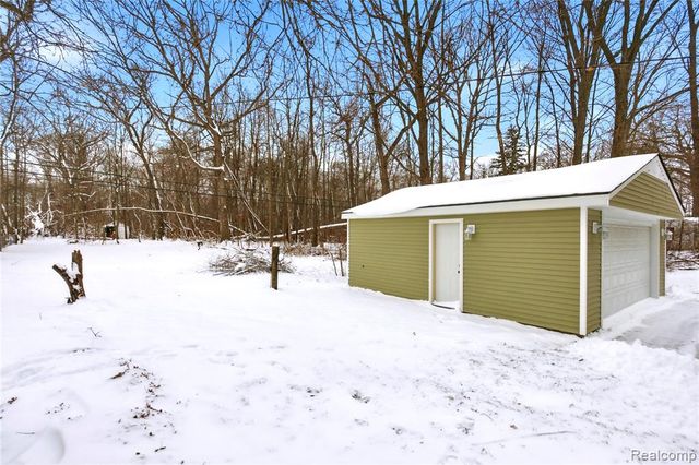 38047 Wabash Street, Romulus, MI 48174