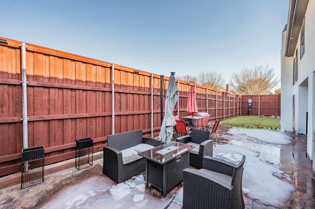 1349 Jeanette Way, Carrollton, TX 75006