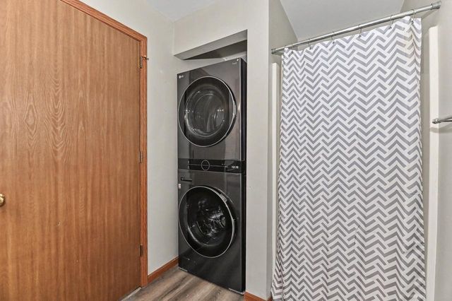 W196S8322 Providence WAY, Muskego, WI 53150