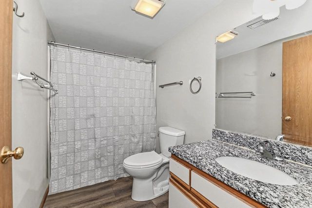 W196S8322 Providence WAY, Muskego, WI 53150