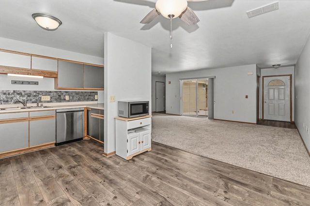 W196S8322 Providence WAY, Muskego, WI 53150